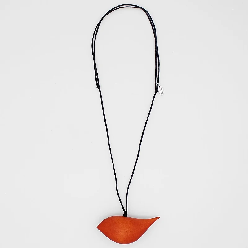 Limited - Edition Collections Now on Sale Solitaire Ring Orange Robin Pendant Necklace Limited - Edition Collections Now on Sale Solitaire Ring Orange Robin Pendant Necklace