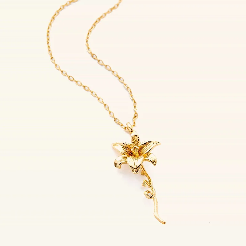 Limited - Time Offer Bold Fashion Jewelry ‘Passion' Lily Necklace