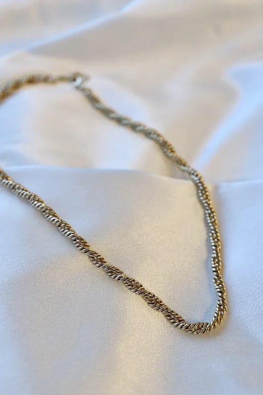 Big Savings, Big Smiles Personalized Jewelry HAZEL ROPE CHAIN NECKLACE