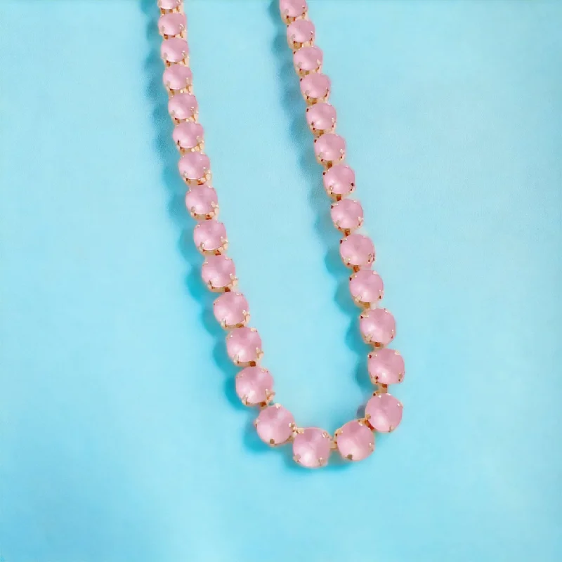 Don't Miss Your Chance Sapphire Ring Myra Light Pink Necklace N1