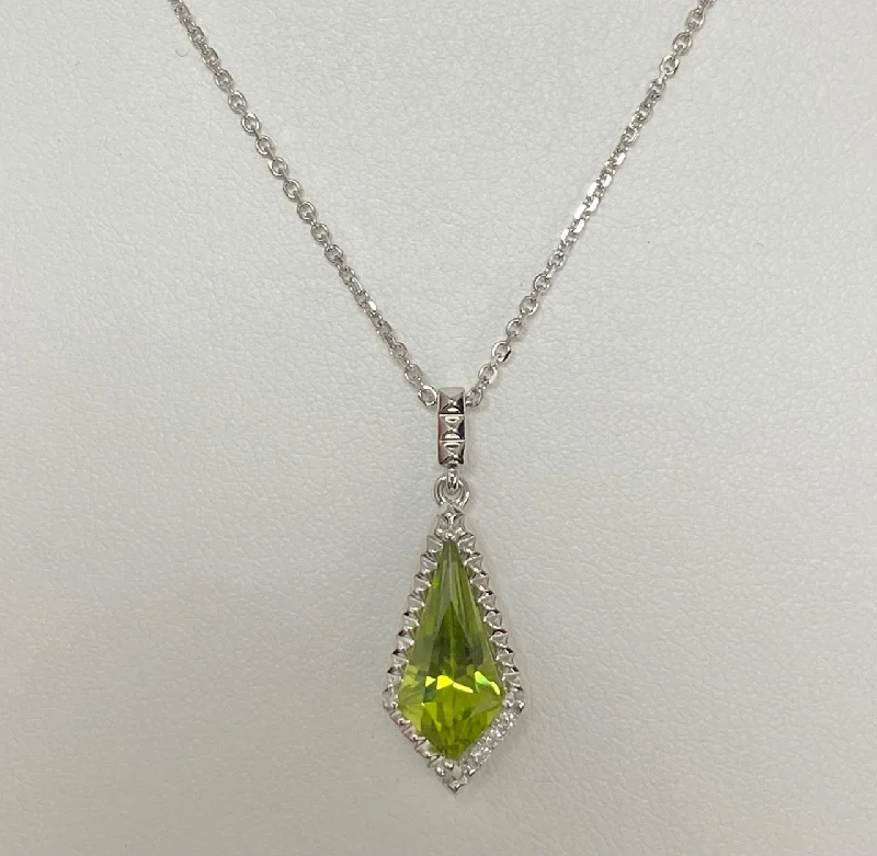 Massive Clearance Sale Minimalist Ring 14kt White Gold Peridot and Diamond Pendant