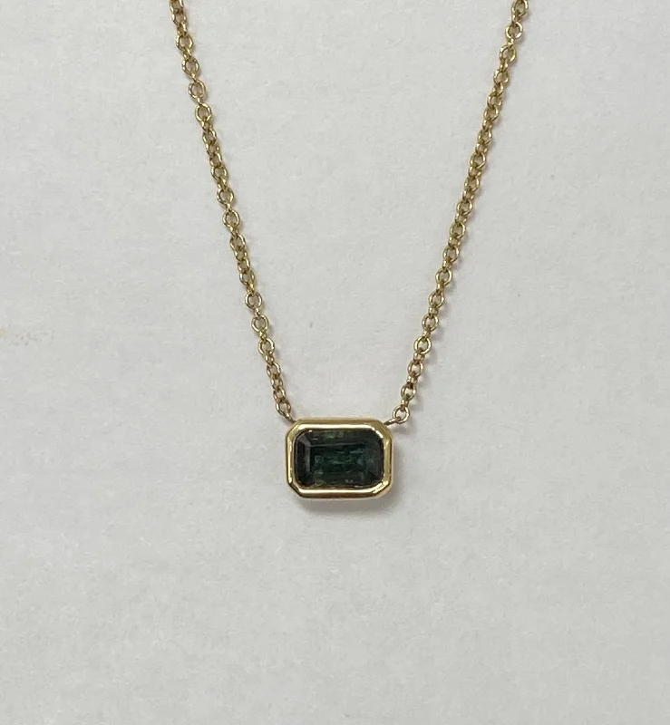 Limited - Edition Collections Now on Sale Silver Hoop Earrings 14kt Yellow Gold Bezel Set Emerald Necklace Limited - Edition Collections Now on Sale Silver Hoop Earrings 14kt Yellow Gold Bezel Set Emerald Necklace