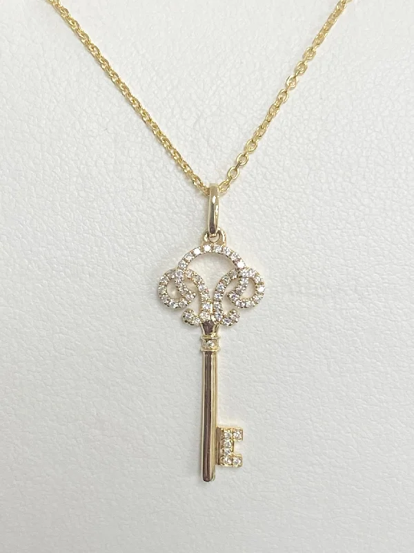 Season - End Clearance Stackable Bracelet 14kt Yellow Gold Diamond Key Pendant