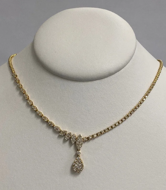 Black Friday - Style Deals All Week Long Eternity Ring 14kt Yellow Gold Diamond Necklace Black Friday - Style Deals All Week Long Eternity Ring 14kt Yellow Gold Diamond Necklace
