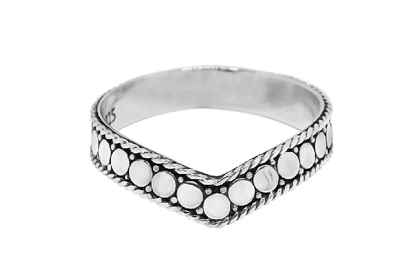 Limited - Time Offer Locket Necklace Silver Disc V Ring