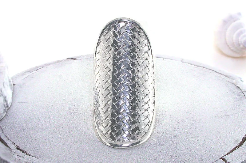 New Arrivals Twisted Band Ring Silver Sofia Ring