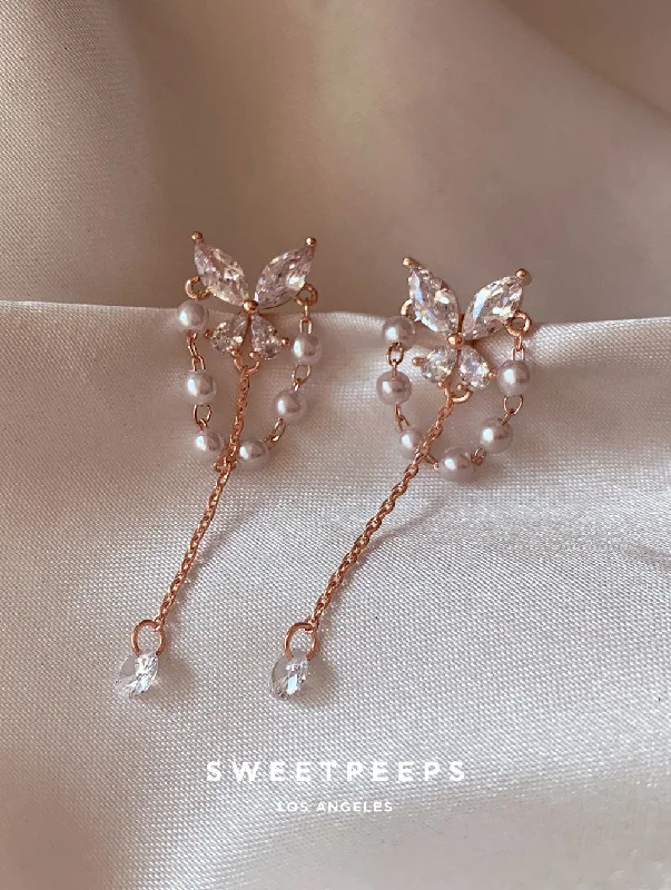 Flash Sale Bohemian Necklace Ethereal Butterfly Pearl Studs - RoseGold