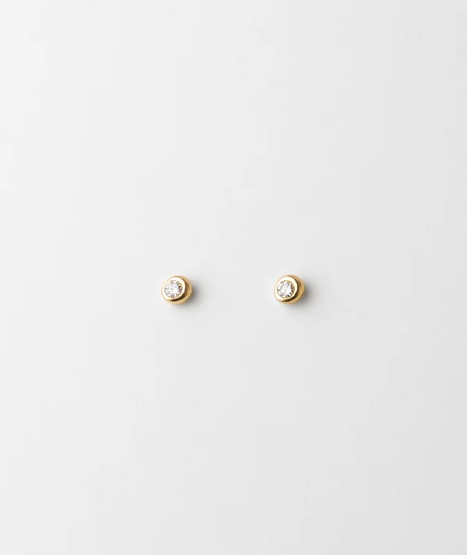 Big Savings, Big Smiles Vintage Earrings Gaia White Sapphire Solitaire Studs