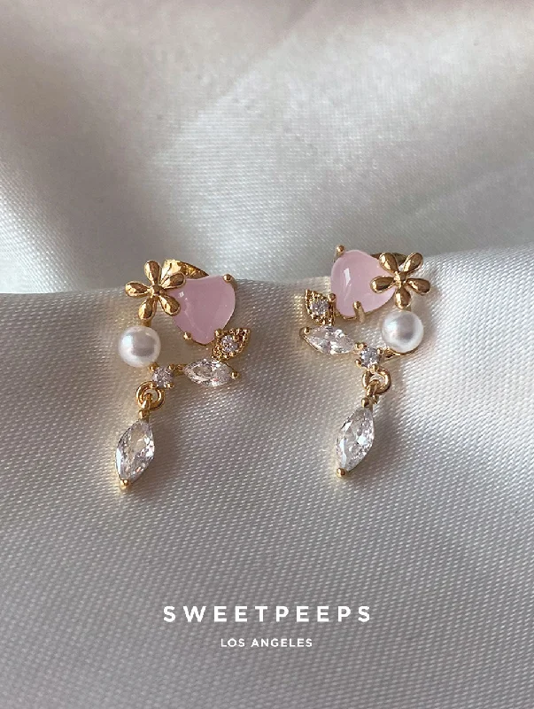 Limited - Edition Collections Now on Sale Minimalist Bracelet Pink Aesthetic Heart Studs Limited - Edition Collections Now on Sale Minimalist Bracelet Pink Aesthetic Heart Studs
