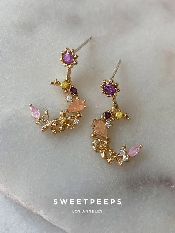 Black Friday - Style Deals All Week Long Large Hoop Earrings Queen Crescent Studs