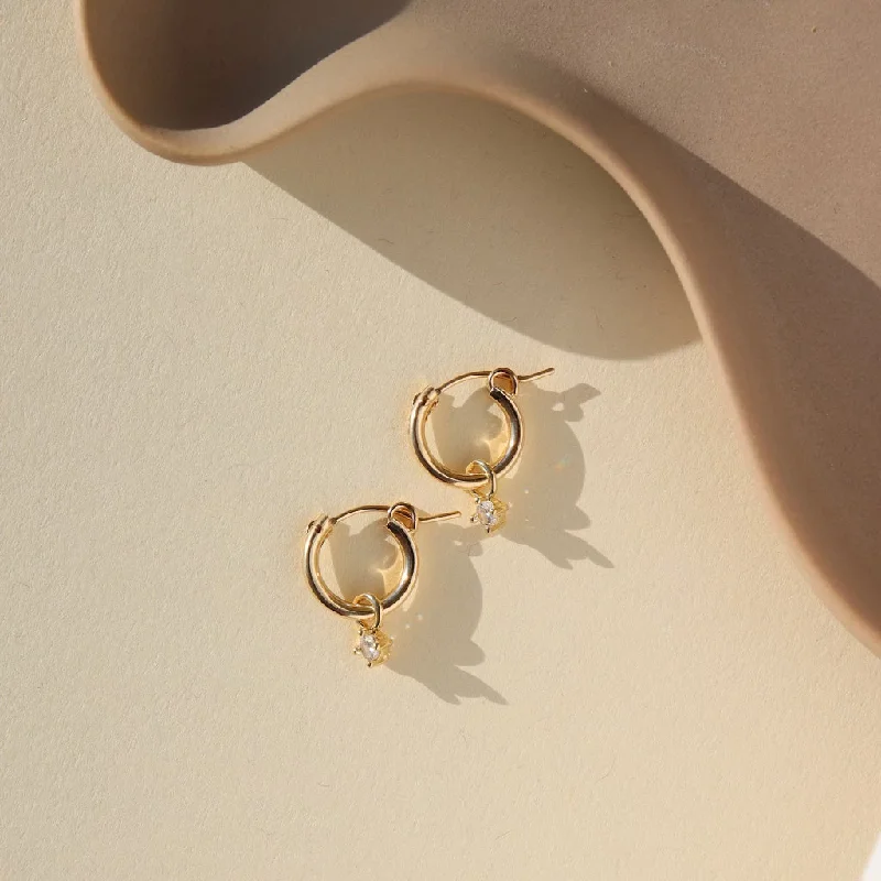 Limited - Time Offer Engagement Ring Quinn Hoops