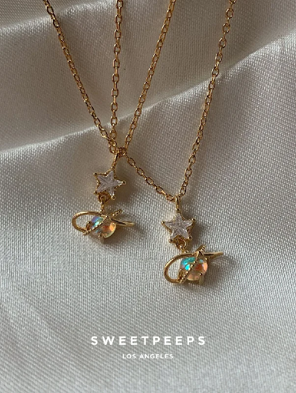 New Arrivals Heart Locket Saturn Star Galaxy Necklace