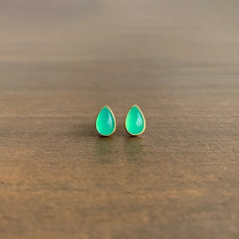 Be the First to Rock the Latest Trends Vintage Jewelry Chrysoprase Teardrop Stud Earrings Be the First to Rock the Latest Trends Vintage Jewelry Chrysoprase Teardrop Stud Earrings