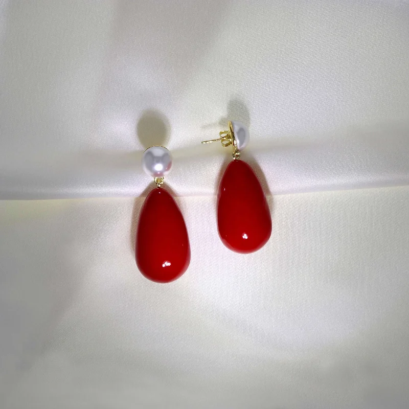 Be the First to Rock the Latest Trends Gold Necklace Drop Red & White Gold Plated Earrings w. Pearls Be the First to Rock the Latest Trends Gold Necklace Drop Red & White Gold Plated Earrings w. Pearls