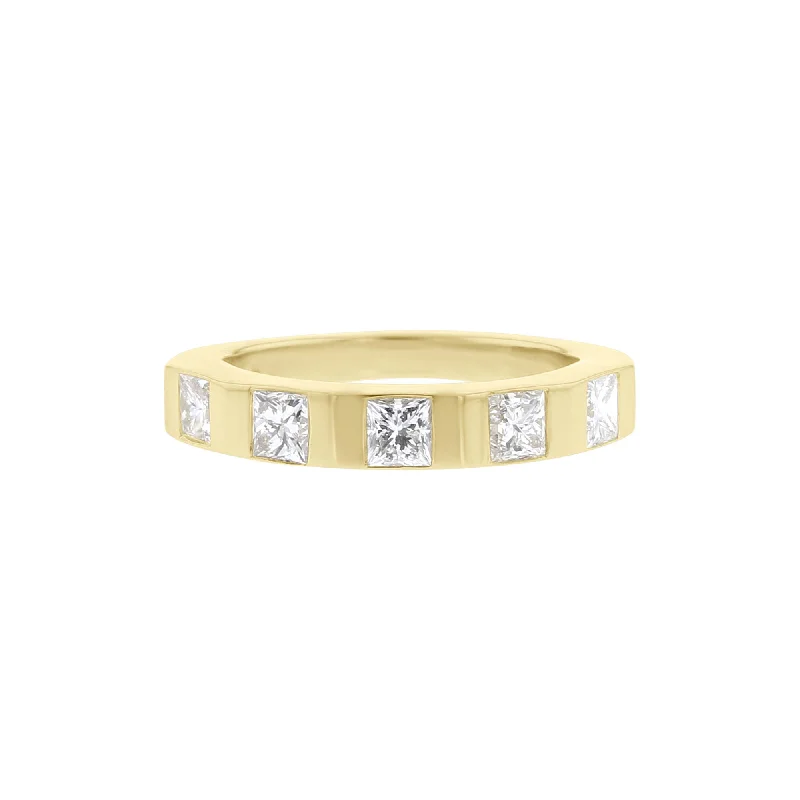 Be the First to Rock the Latest Trends Classic Diamond Ring King's Princess Diamond Ring Be the First to Rock the Latest Trends Classic Diamond Ring King's Princess Diamond Ring