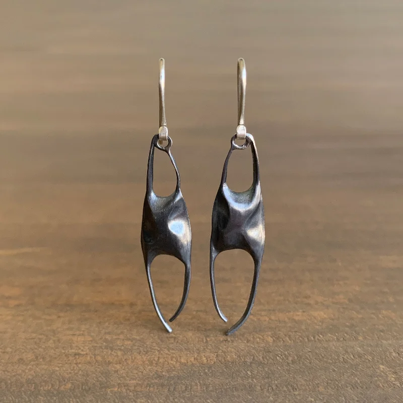 Flash Sale Vintage Ring Large Skate Egg Case Earrings