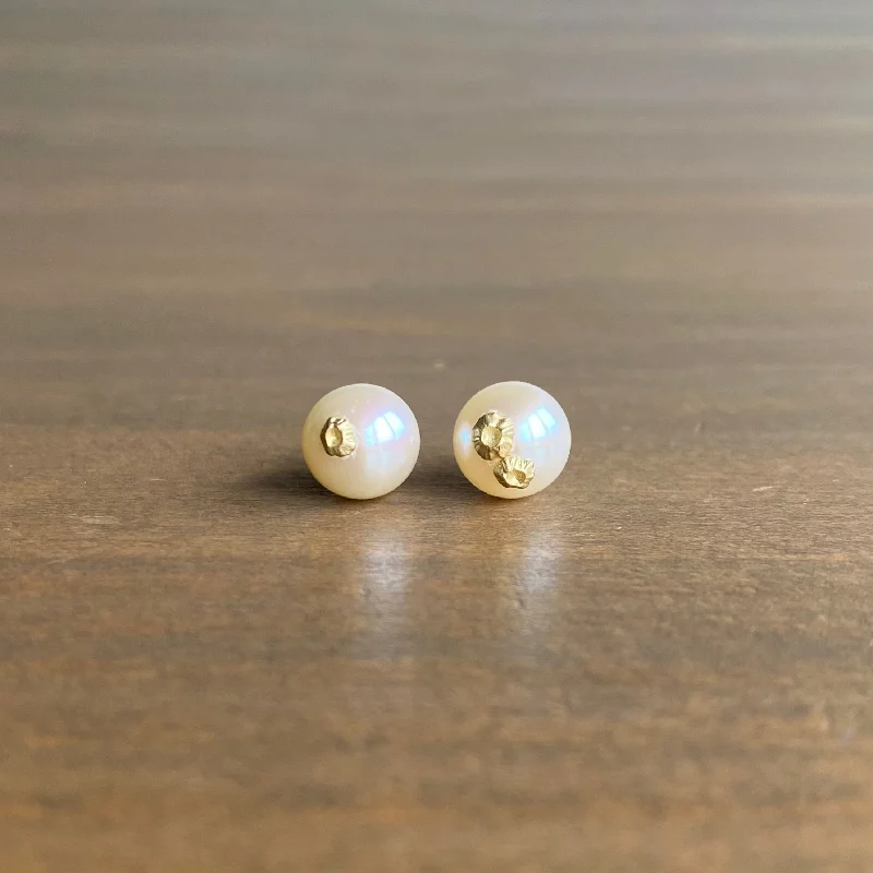 Clearance Sale, Steal Great Bargains Statement Necklace Little Pearl Studs with Gold Barnacles Clearance Sale, Steal Great Bargains Statement Necklace Little Pearl Studs with Gold Barnacles