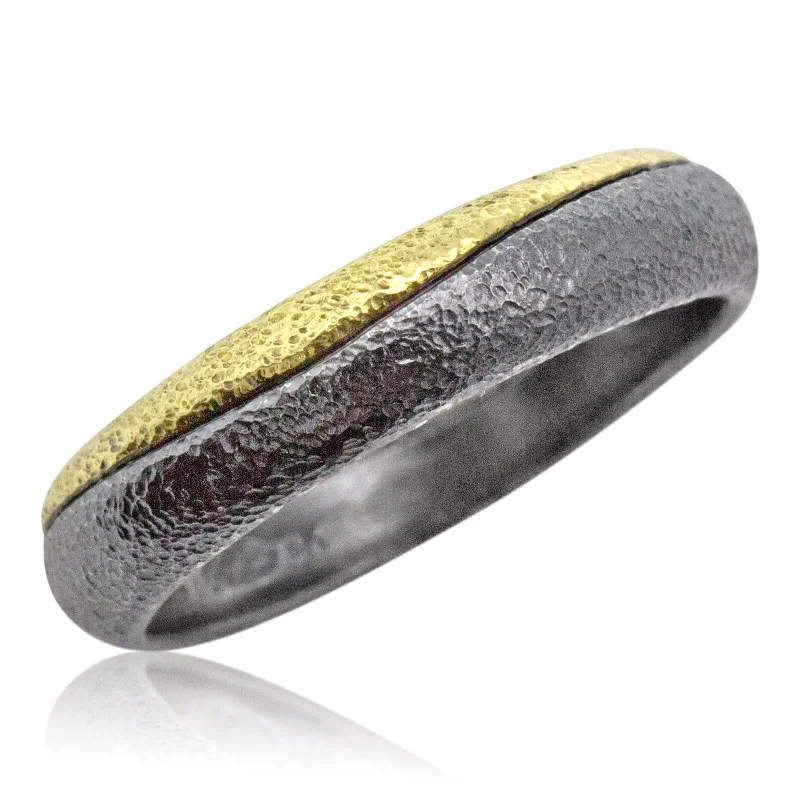 Be the First to Rock the Latest Trends Luxury Bracelet Rounded Band