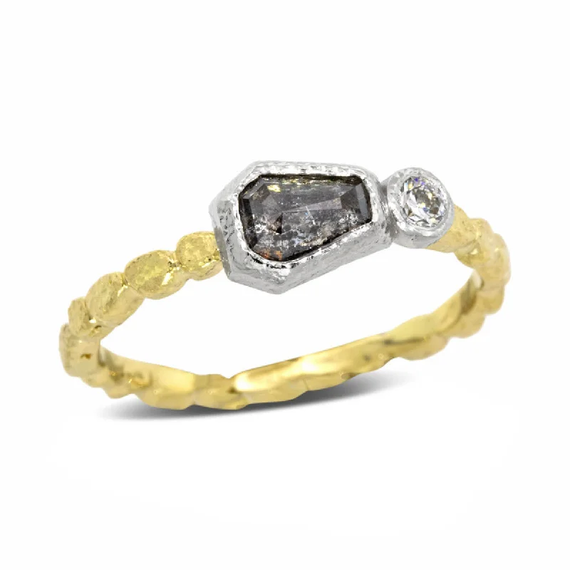 Limited Time, Unlimited Deals Engagement Jewelry Skinny Pebbles Geo-Cut Salt and Pepper Diamond Ring Limited Time, Unlimited Deals Engagement Jewelry Skinny Pebbles Geo-Cut Salt and Pepper Diamond Ring