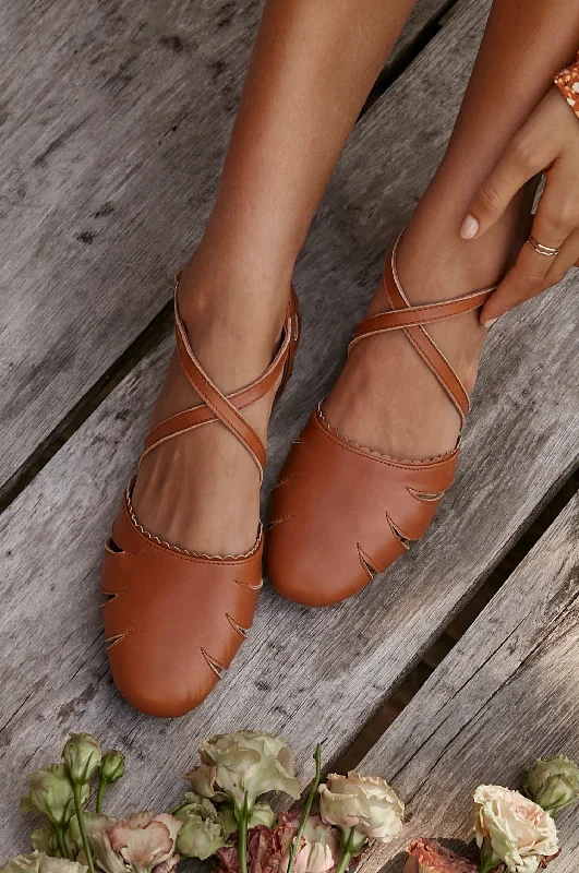 Comfortable Winter Sneakers Georgia Cut Out Leather Flats