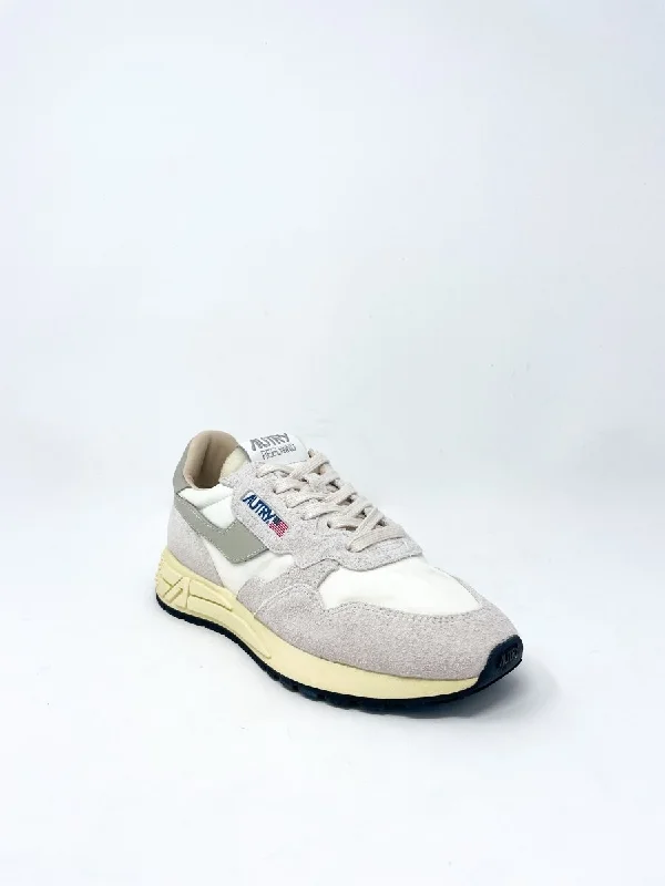 Comfortable Boots For Hiking Reelwind Low Sneakers in Nylon & Suede White